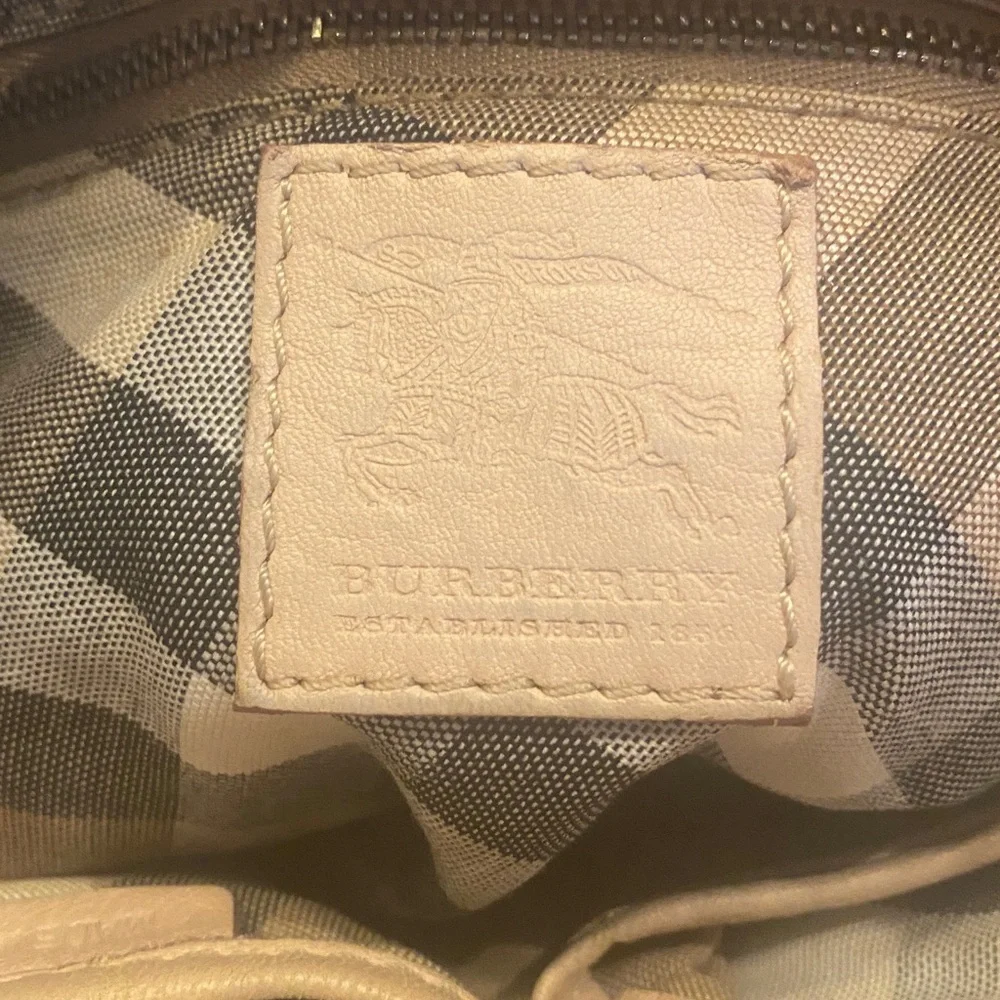 Vintage Burberry Pink Nova Check Lambskin Leather Messenger Crossbody Bag - Picture 3 of 17